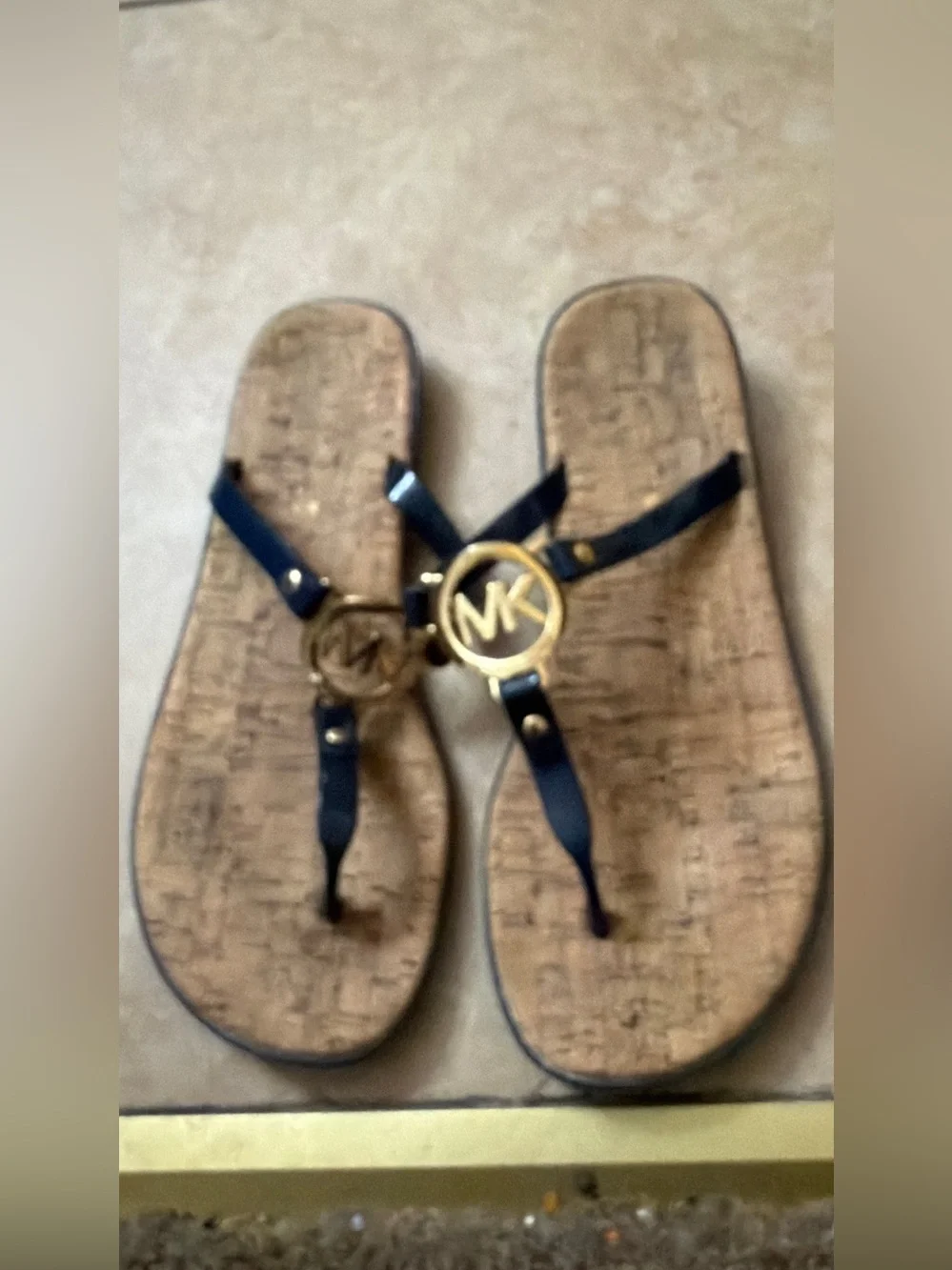 Lot mk sandals
